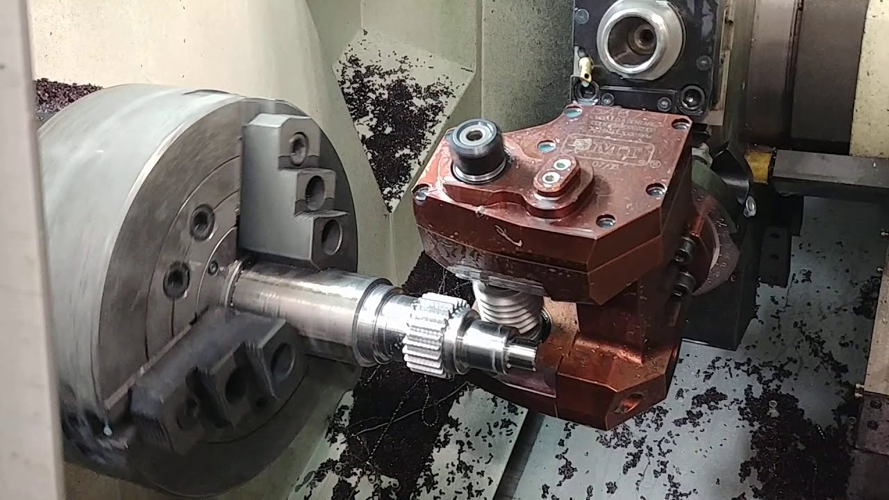 Gear Hobbing HWACHEON Lathe - YouTube
