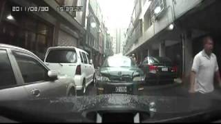 Road Rage With Baseball Bat Guy Jumps On Bonnet Car Drives Away