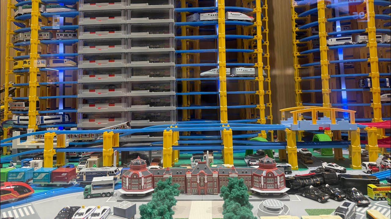 🚕🚌東京駅トミカショップ🚄🚓日本橋ポケモンセンターに行ってきたよ🌧️✨