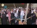 الشيخ صباح الخالد والشيخ د أحمد الناصر المحمد والشيخ محمد العبدالله يؤدون العرضة في مركز الشيخ جابر 