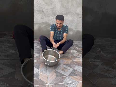 عصت لمعلقة بطنجرة ماحسنا نطالعه