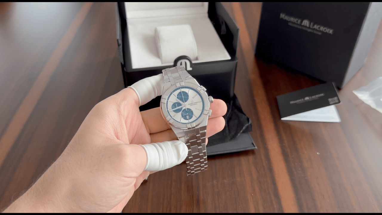 Grey Dial, Blue Accents, Pure Class / Maurice Lacroix Aikon Quartz
