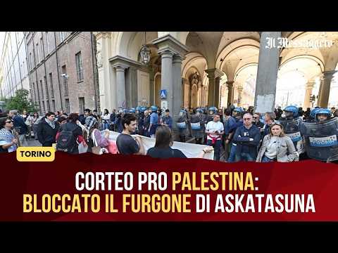 Video Torino, corteo pro Palestina: la polizia blocca il furgone di Askatasuna