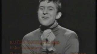 Video thumbnail of "Esko Salminen - Ne tulee hakee mut pois hahaa...1966"