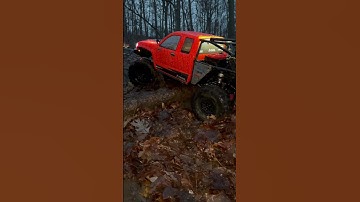 Scx6 honcho dusk trail crawl with roof light bar.