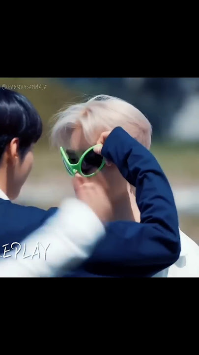 His baby doesn't scare him a bit  #dotae #doyoung #taeyong #nct127 #ship #kpop