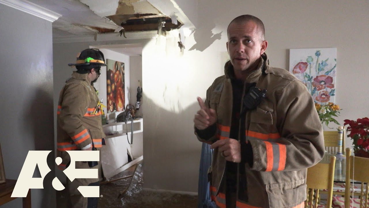 Live Rescue: Busted Pipe FLOODS Apartment (S3) | A&E