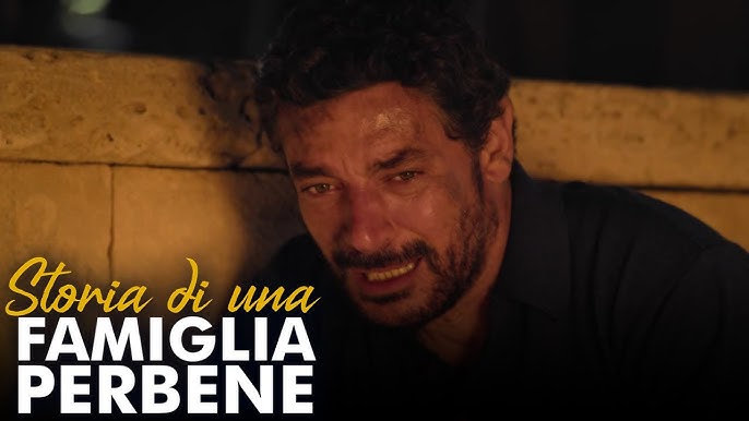 Storia di una famiglia perbene - State indietro! - YouTube