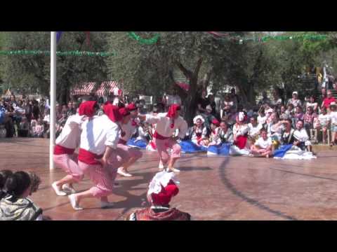 French Folk Dancing