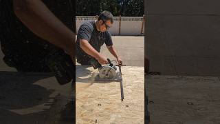 SkatePlate - My Favorite Circular Saw Accessory! #skateplate #tools #flextools #carpenter #carpentry