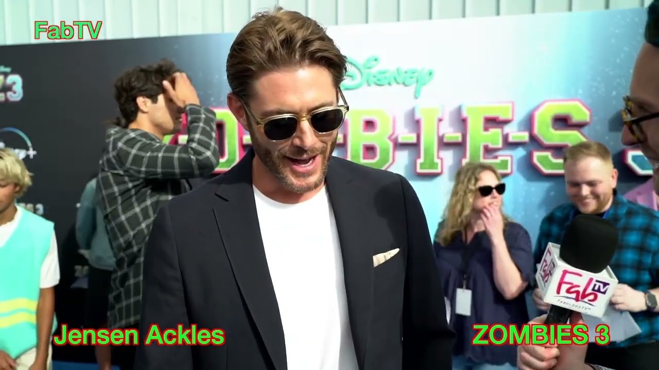 Jensen na premiere de 'Zombies 3' com a filha