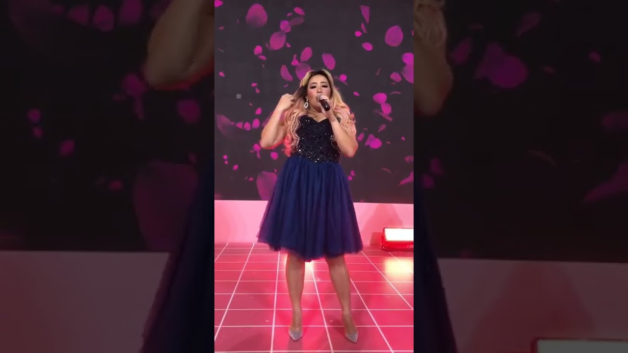 Kekasih yg tak dianggap - Pinkan at Beautyfest Asia Pop Bella. #pinkanmambo #fypシ #fyp #comeback