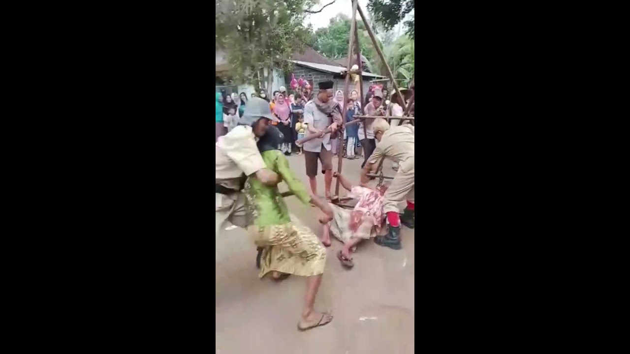 Karnaval tujuh belasan #short