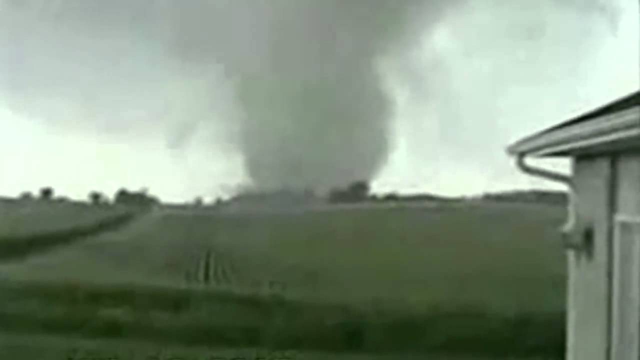 Tornado Hit In Woodbury NY. June 16, 2011 YouTube