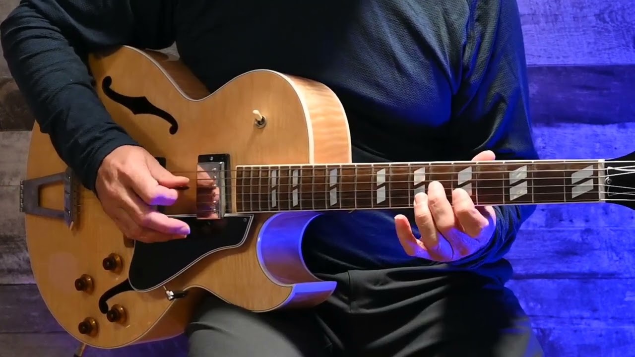 How to Make A Jazz Guitar Loop with Your Looper Pedal - YouTube