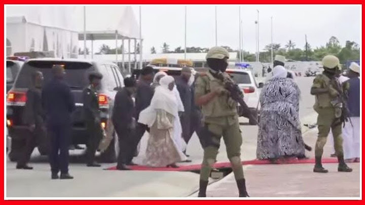 RAIS SAMIA ALIVYOWASILI KWENYE HITMA ya MZEE MWINYI - KUMSOMEA MAREHEMU DUA...