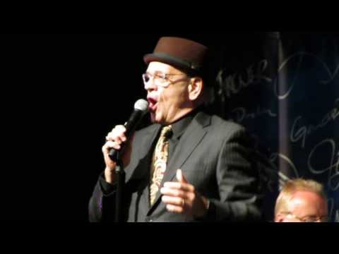 Video: Robert Picardo Vlera neto: Wiki, I martuar, Familje, Dasma, Paga, Vëllezërit dhe Vëllezërit