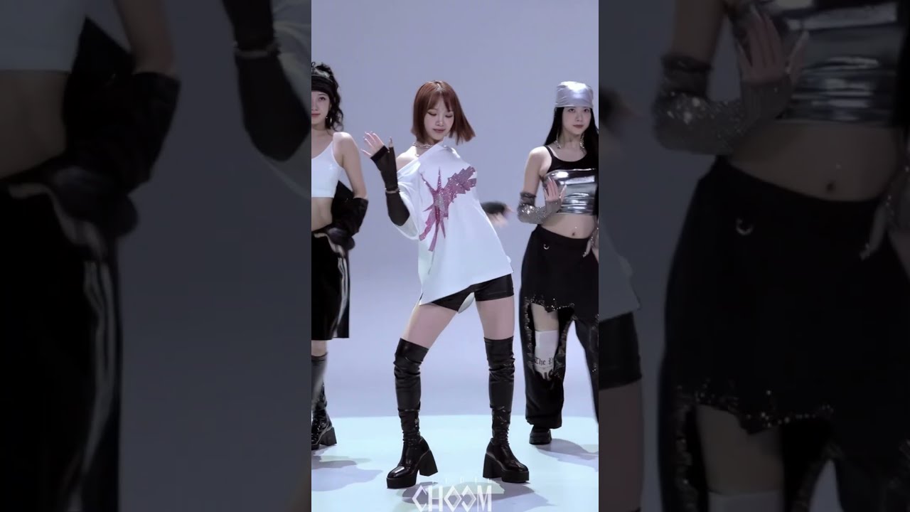 CHAEWON (LESSERAFIM - CRAZY) - YouTube