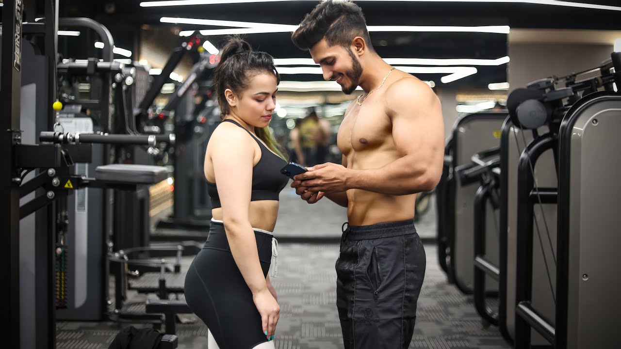 Picking Up Hot Girls In Gym Sam Khan Youtube