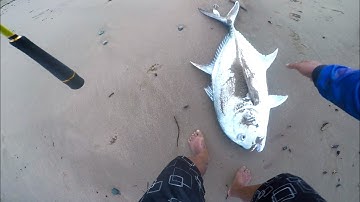 Mancing UltraLight casting pinggiran pantai selatan Strike ikan BESAR