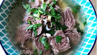 清炖牛肉汤面 Beef Noodle Soup with Clear Broth