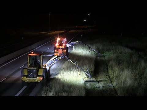 Motorway Bushcutting Convoy - Night Operations