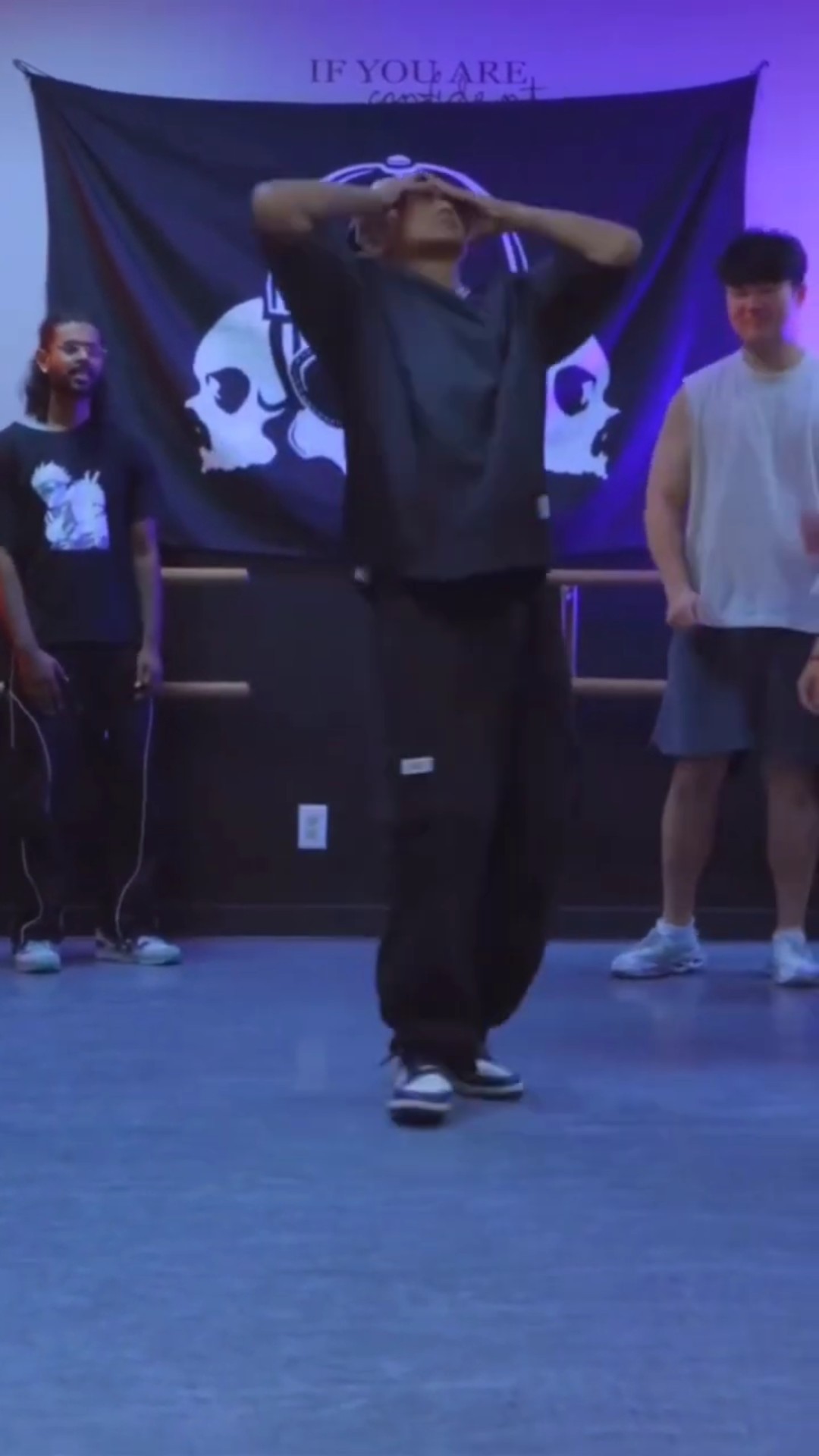 YG - Left, Right ft. DJ Mustard (Clean) (Official Music Video