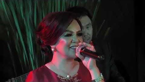Cincin kaweng (Syerly Adelyn Sompotan-Wakil Walikota Tomohon)