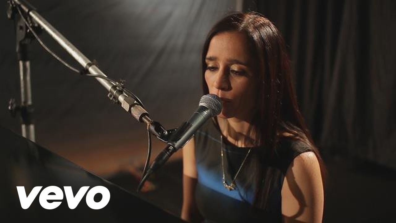 Julieta Venegas - Nada Importante ((En Vivo) (Video))