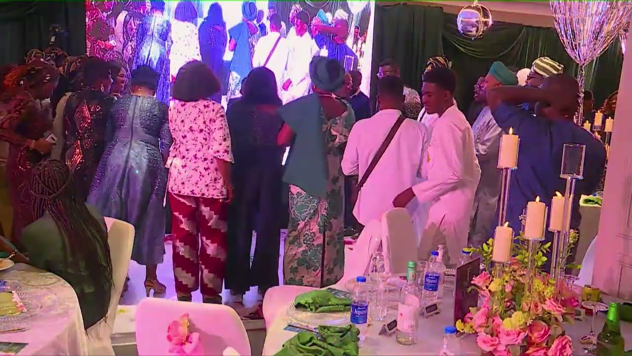 DR & MRS OSHINYEMI 25TH WEDDING ANNIVERSARY OLD SCHOOL DANCE TIME