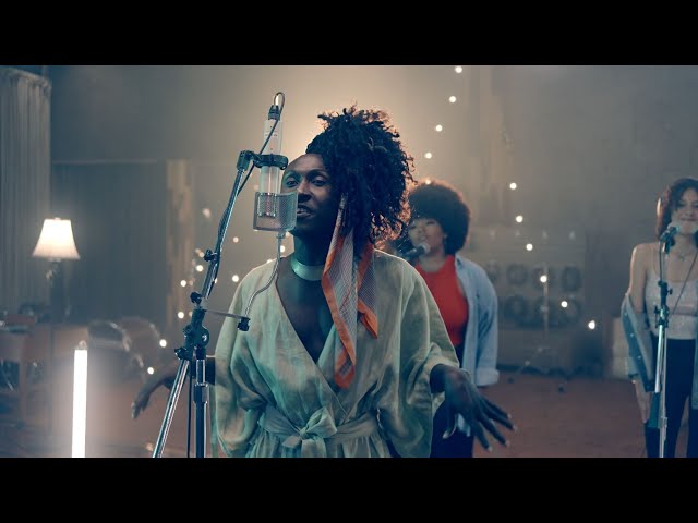 A HUEVO -  F-MACK (Video Oficial)