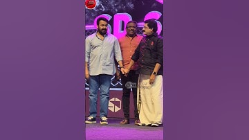 ലാലേട്ടന് എംജി അണ്ണനോട് ഉള്ള സ്നേഹം കണ്ടോ❤️#mohanlal #mgsreekumar