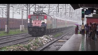 Superfast Ltt Lko Ac Special Train Showing Robust Acceleration At Kopar, Mumbai !!! Superfast Ltt Lko Ac Special Train Showing Robust Acceleration At Kopar, Mumbai !!!