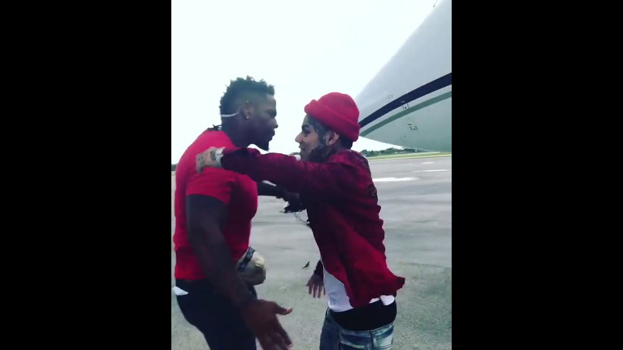 6iX9iNE when he was TR3WAY Gangster