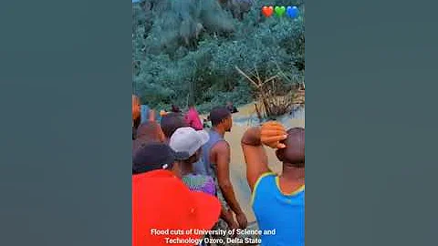 Students of the University of Science and Technology, Ozoro, Delta State, crossing to the Campus 3