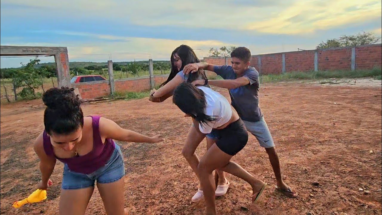 ELAS SAÍRAM NO TAP4 FEI0 POR CAUSA DO VAQUEIRO 😰