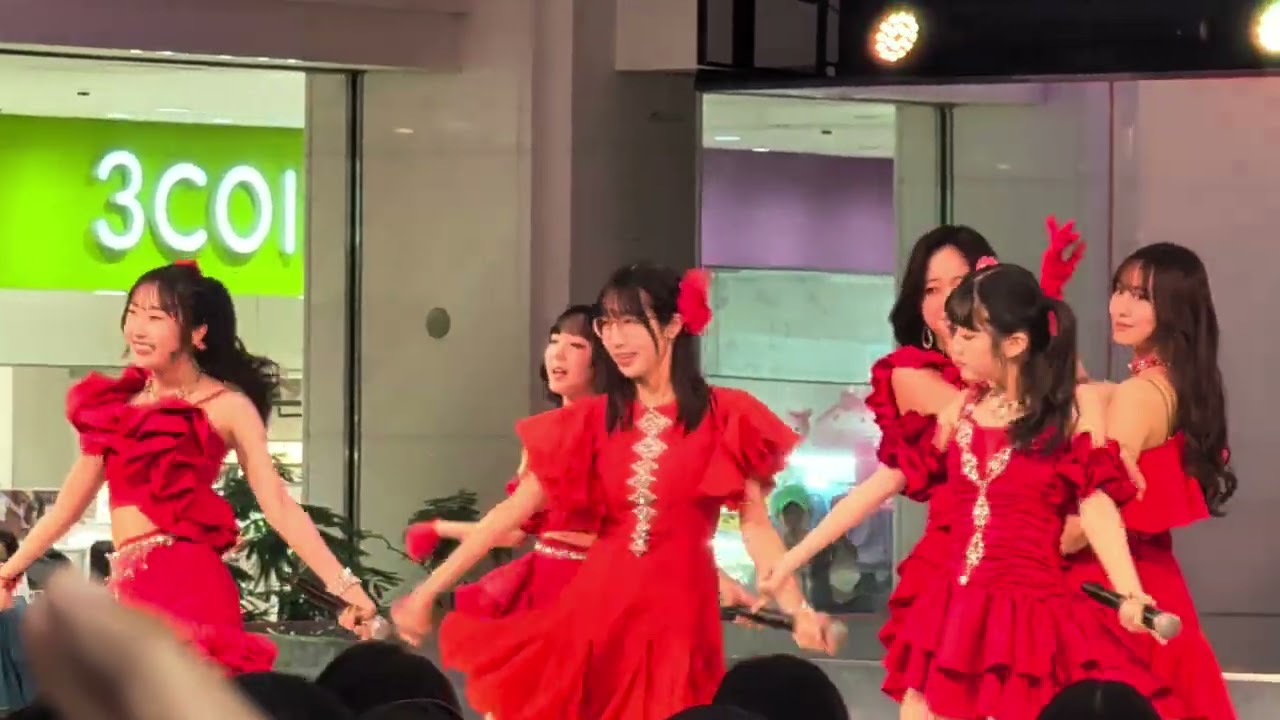 Juice＝Juice 20thシングル 発売記念　(10/9 池袋・サンシャインシティ 噴水広場)　盛れ！ミ・アモーレ　　
