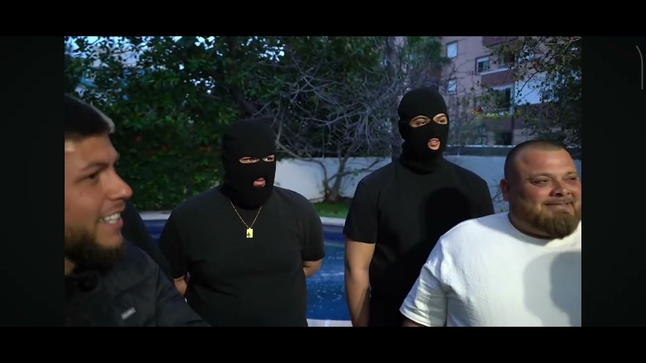 MAEB EN NUEVO REALITY/ La casa de Almería.( Parece que tiene organización)