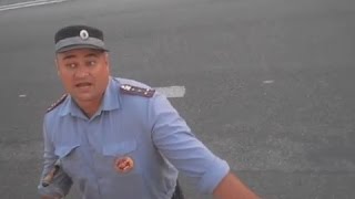 Дальнобойщик в Татарстане:) Гаишники зажигают!