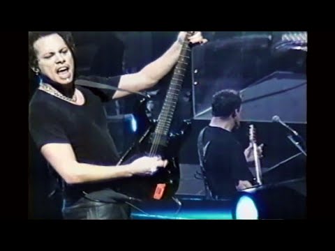 Metallica - Live in Uniondale, NY (1997) [Multi-Cam Master] [720p60fps Upscale]