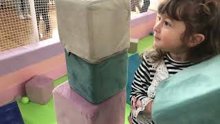 Super Sofia Builds A Castle From Cube Toys
