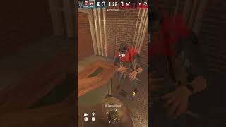 Pulled off an epic flank with lesion (diamond 2 btw) #rainbow6siege