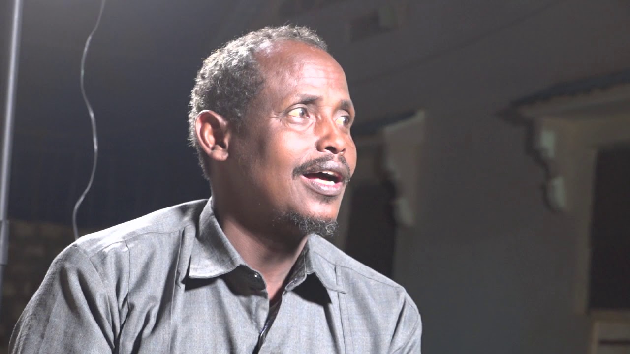 Ali bugey oo sheeko qosol Badan ka sheekeeyay