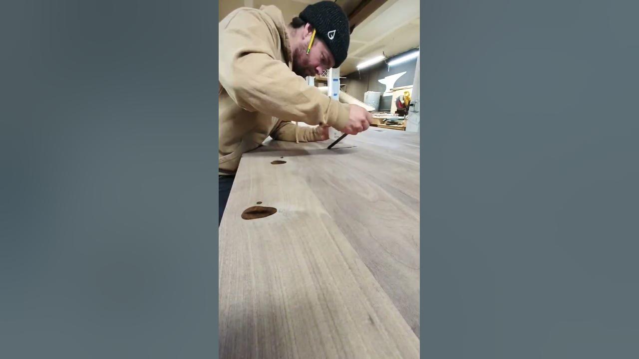 How to Fill Knot Holes and Cracks with Black Epoxy – Woodworkers Source Blog