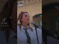 بشري بتتكلم عن اهمية ملابسها ونصيحة الفنانة الراحلة كريمة مختار لها بالحفاظ علي ملابسها لانها ثروة 