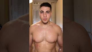 How Does He Look Like This? This Fit Guy’s Muscle Density is Totally Shocking! 🇺🇸🤯⚡