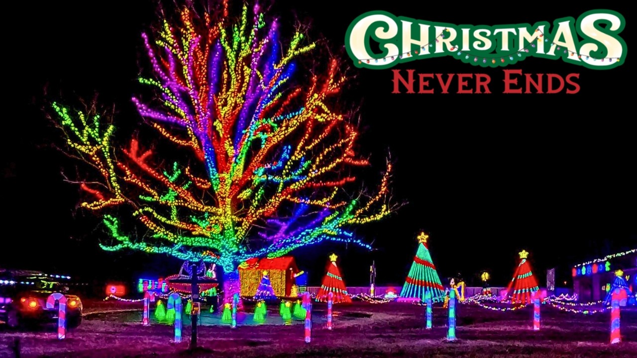 Small Town Christmas Drive-Thru Light Show | Christmas Never Ends In Newport, TN