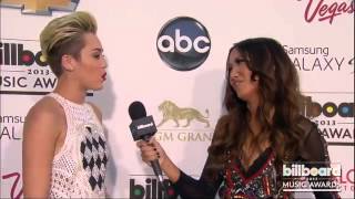 Miley Cyrus Announces We Can't Stop Release at Billboard Music Awards 2013