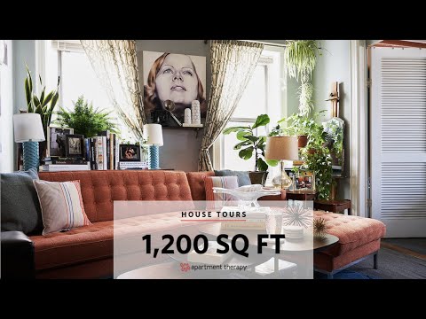 justin's-cozy,-cheery,-and-colorful-astoria-apartment-i-house-tours-by-apartment-therapy