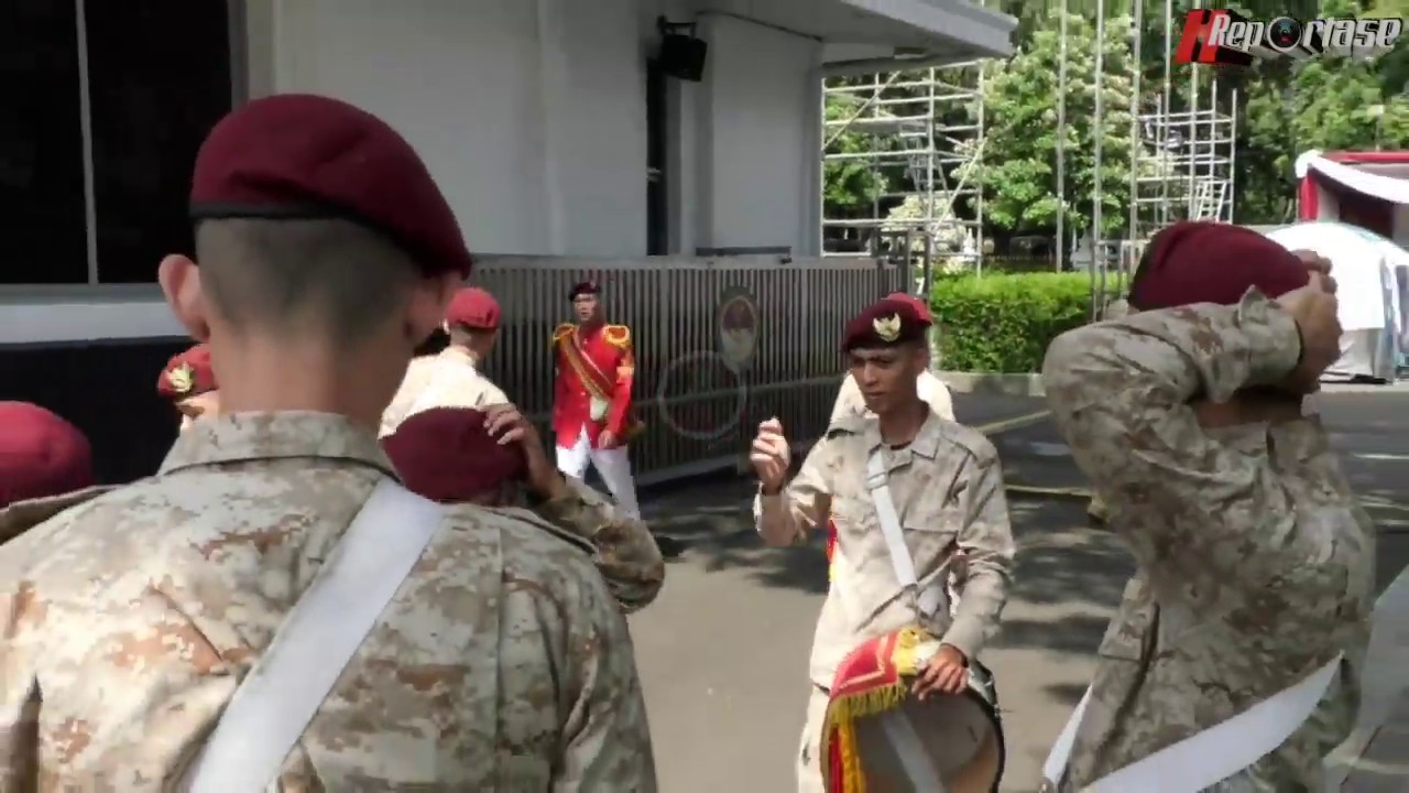 GLADI 2 HD MEDIUM FR30 - YouTube